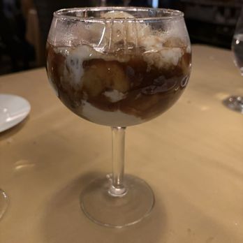 Hugo's Cellar - Banana foster - American Near Me - Las Vegas, Nevada