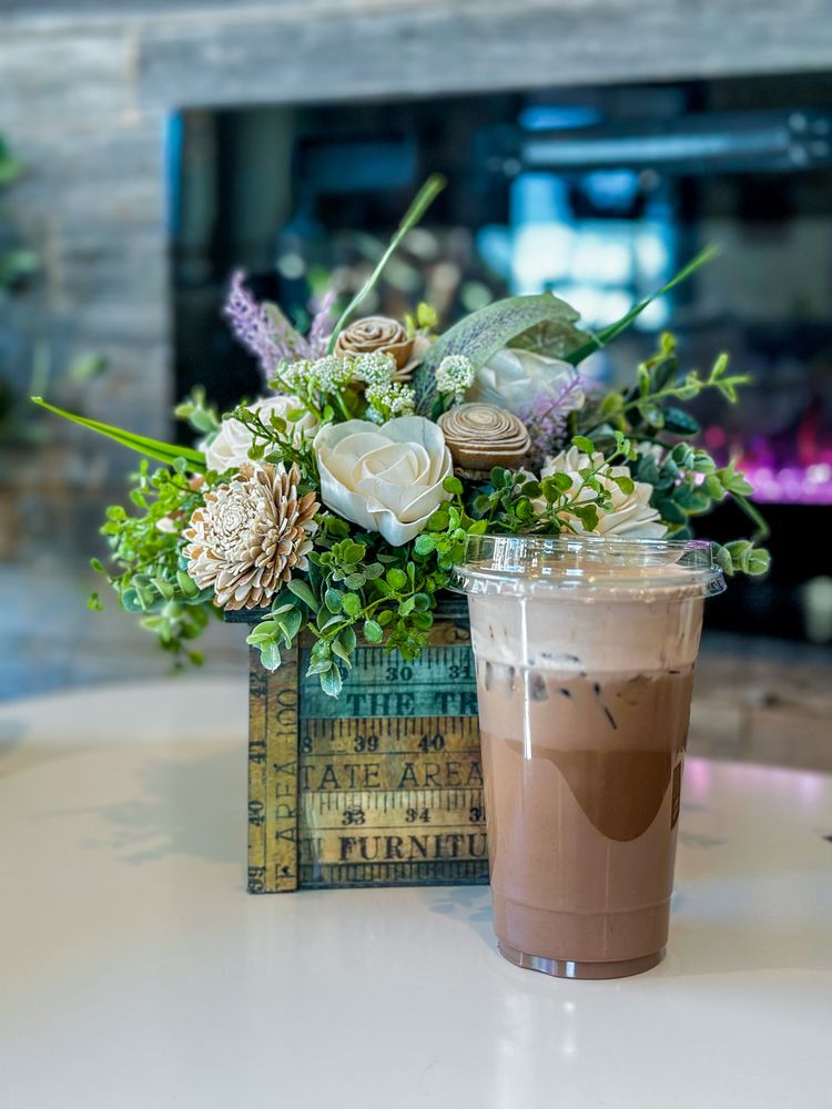 Food from Mack’s Golden Grounds