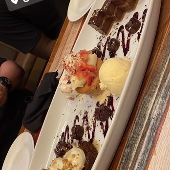 Union 50 - Dessert Platter - Gastropubs Near Me - Indianapolis, Indiana Union 50 - Dessert Platter - Gastropubs Near Me - Indianapolis, Indiana
