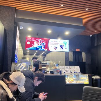 Luckin Coffee - Inside - Coffee & Tea Near Me - New York, New York Luckin Coffee - Inside - Coffee & Tea Near Me - New York, New York