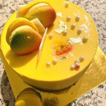 Daan Go Cake Lab - Beautifully presented! - Desserts Near Me - Toronto, Ontario