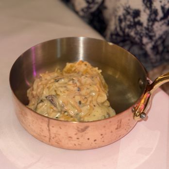 Jacuzzi - Spaghetti Al Tartufu - Restaurants Near Me - London, XGL