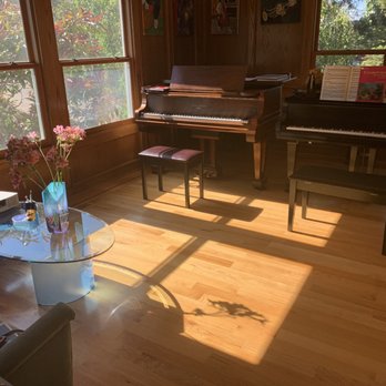 Emilia Piano Studio - Musical Instruments & Teachers Near Me