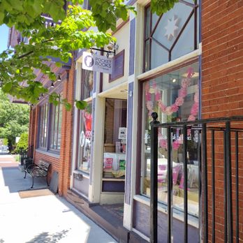 Pocket Books on Prince - Exterior - Bookstores Near Me - Lancaster, Pennsylvania Pocket Books on Prince - Exterior - Bookstores Near Me - Lancaster, Pennsylvania