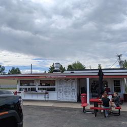 Earl's Drive-In