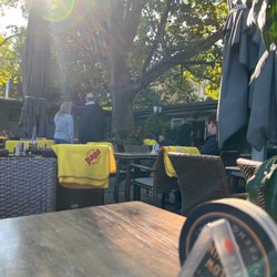 Biergartl im Stadtpark - Im Gastgarten von Biergartl im Stadtpark