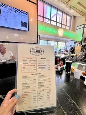 Pearl's Oyster Bar by null