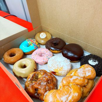 The Doughnut Dolly - Donuts Near Me - Poughkeepsie, New York