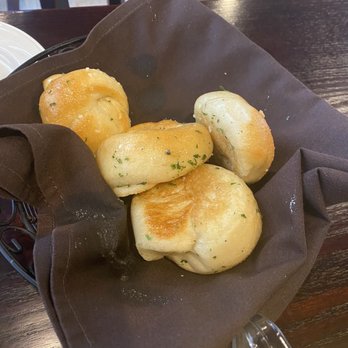 Tuscany Ristorante - Garlic knots - Italian Near Me - Williamsburg, Virginia Tuscany Ristorante - Garlic knots - Italian Near Me - Williamsburg, Virginia