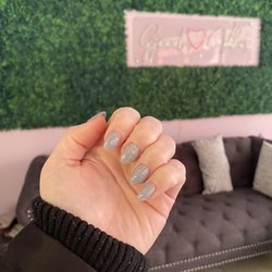 Acrylic nails with tips