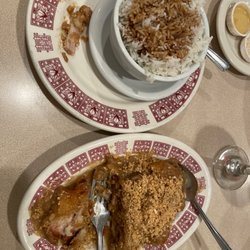 Golden China - Almond chicken and steamed rice