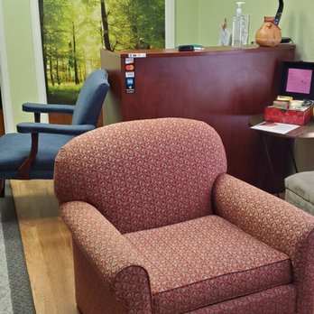 Arlington Integrative Medical Center - Waiting and check in area. - IV Hydration Near Me - Arlington, Texas