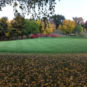 Glen Eagle Golf Club - 1Red green in the fall - Golf Near Me - Caledon, Ontario Glen Eagle Golf Club - 1Red green in the fall - Golf Near Me - Caledon, Ontario