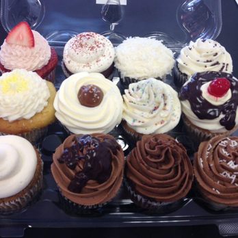 Ieasha’s Cupcakes - 12 Pack Cupcakes - Cupcakes Near Me - Cleveland, Ohio Ieasha’s Cupcakes - 12 Pack Cupcakes - Cupcakes Near Me - Cleveland, Ohio