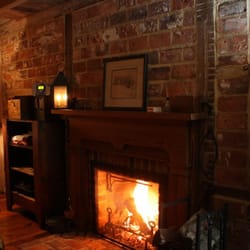 Stevenson Ridge - Fireplace, Servant Quarter