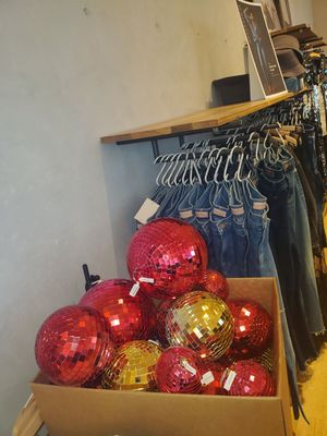 Anthropologie by null