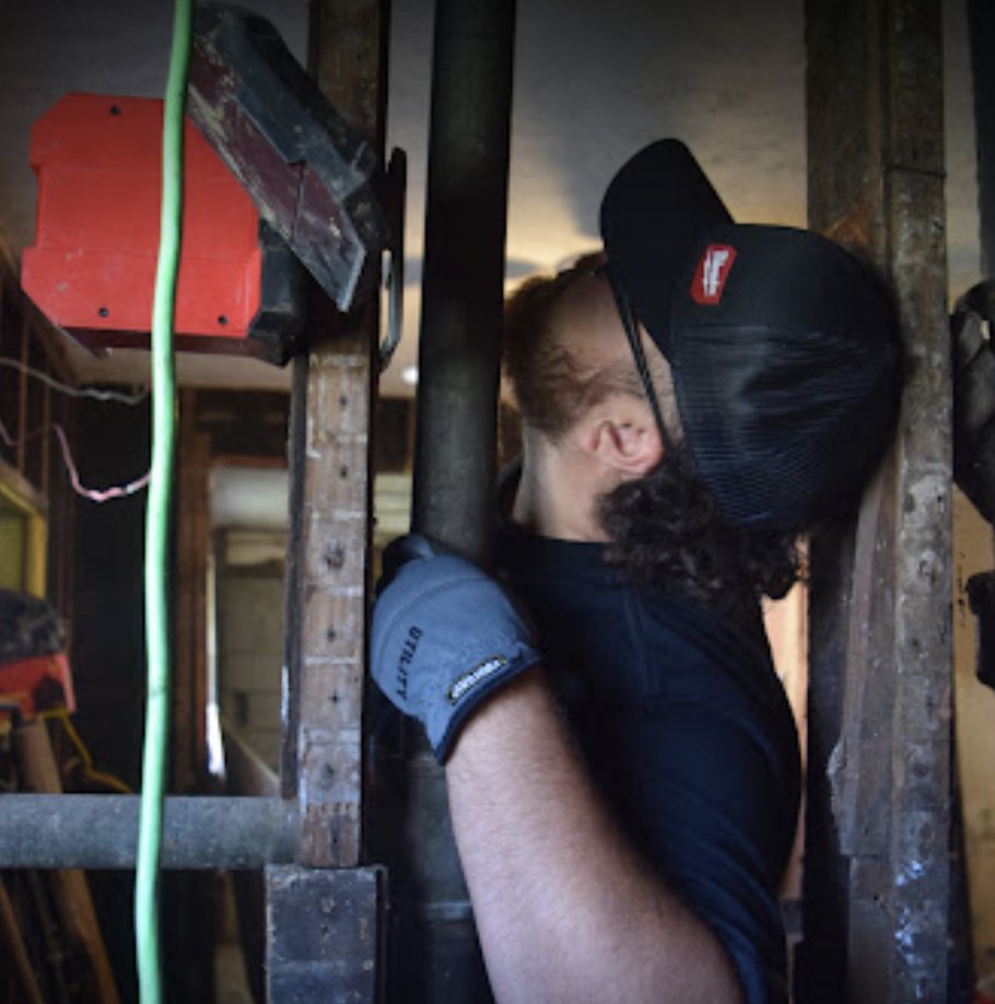 Slide of Plunger Plumber