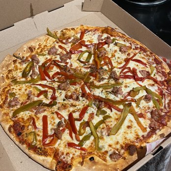Li'l Nick's Pizza - Homemade Italian sausage and bell peppers - Italian Near Me - Wheat Ridge, Colorado