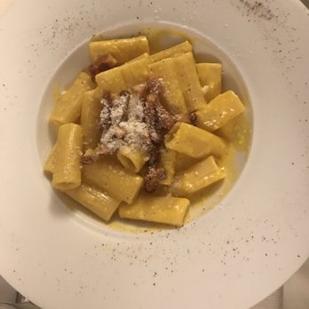 Il Piccolo Mondo - Rigatoni alla carbonara - Italian Near Me - Rome, RM Il Piccolo Mondo - Rigatoni alla carbonara - Italian Near Me - Rome, RM