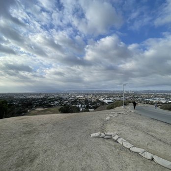 Baldwin Hills Scenic Overlook - Parks Near Me - Culver City, California Baldwin Hills Scenic Overlook - Parks Near Me - Culver City, California