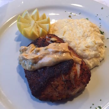 Boars Head Grill - Blackened mahi with grits.. Flawless - Seafood Near Me - Savannah, Georgia