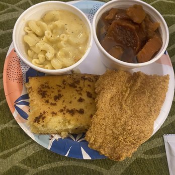 Mamma Lou’s - Half of the fish, cornbread, candied yams, and Mac and cheese - Soul Food Near Me - Windcrest, Texas