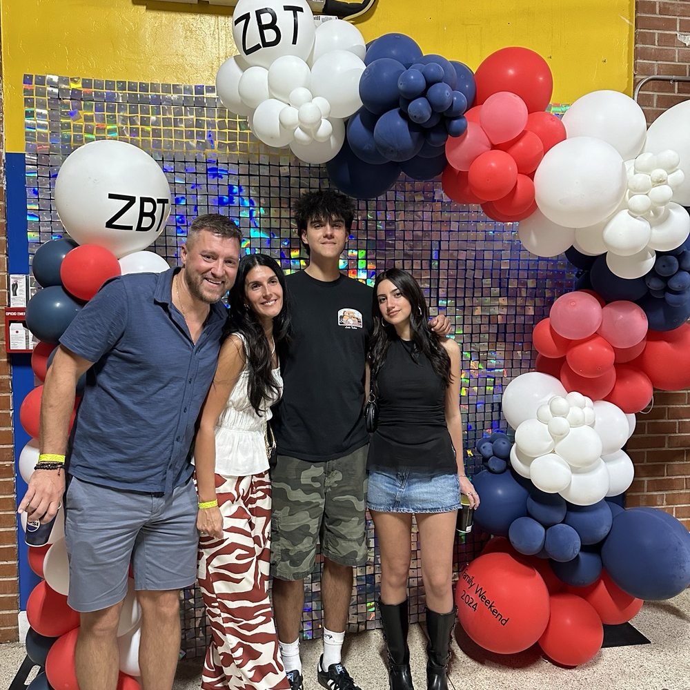 Navarro Creations - Family photo back drop! This was day 2! - Balloon Services Near Me