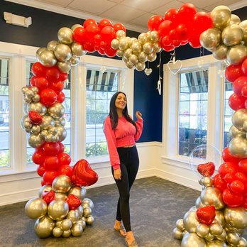 The Party Sistas - Balloon Services Near Me