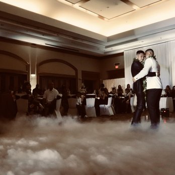 Noob Entertainment - Dancing on Cloud - DJs Near Me
