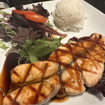 Ichiban Ramen & Sushi - Dinner salmon teriyaki - Sushi Bars Near Me - Vista, California