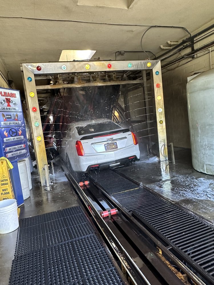 METRO EXPRESS CAR WASH Updated September 2024 91 Photos & 177