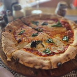 Pane E Vino Ristorante - Margarita pizza
