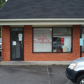 Hall's Pastry Shop - a car parked in front of it - Bakeries Near Me - Danville, Virginia