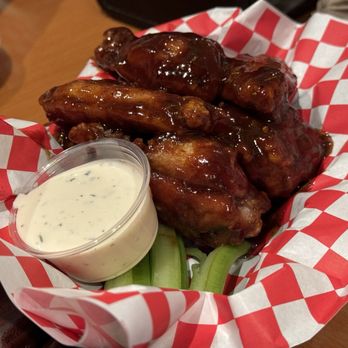 Wing King - Burgers Near Me - Reno, Nevada Wing King - Burgers Near Me - Reno, Nevada