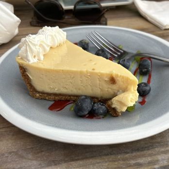 Mudbugs Cajun Kitchen - Key lime pie -- you won't regret it - Cajun/Creole Near Me - Sanibel, Florida