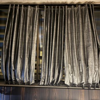 Hotel Monopol - Blinds that don't close - Hotels Near Me - Wrocław, DS Hotel Monopol - Blinds that don't close - Hotels Near Me - Wrocław, DS