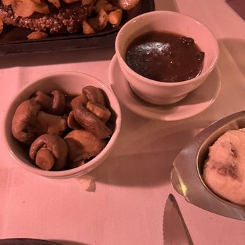Beef 'N Bottle - Mushroom sauce for the chopped steak and side of mushrooms - Steakhouses Near Me - Charlotte, North Carolina Beef 'N Bottle - Mushroom sauce for the chopped steak and side of mushrooms - Steakhouses Near Me - Charlotte, North Carolina
