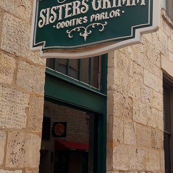 Sisters Grimm Ghost Tours - Outside Sisters Grimm - Historical Tours Near Me - San Antonio, Texas Sisters Grimm Ghost Tours - Outside Sisters Grimm - Historical Tours Near Me - San Antonio, Texas