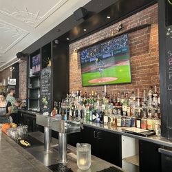 Nosh Kitchen Bar - Bar area