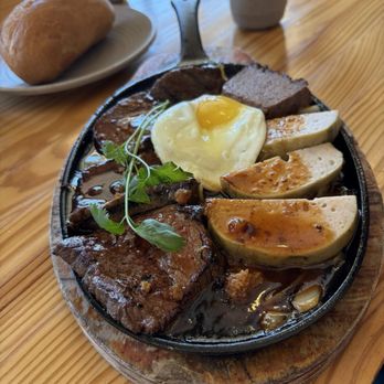 Pho Ha Noi San Jose - Bo ne - Vietnamese sizzling steak - Vietnamese Near Me - San Jose, California Pho Ha Noi San Jose - Bo ne - Vietnamese sizzling steak - Vietnamese Near Me - San Jose, California
