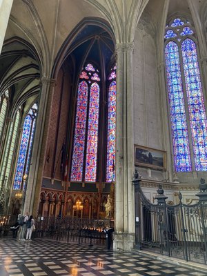 Cathédrale Notre-Dame d'Amiens by null