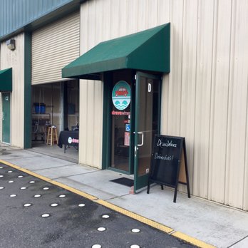 Drava Wines - Winery Exterior - Wine Tasting Room Near Me - Lodi, California
