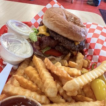 Juicy Burger - Juicy burger - Burgers Near Me - Bakersfield, California Juicy Burger - Juicy burger - Burgers Near Me - Bakersfield, California