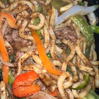 Favoritea Cafe - way too much pepper and noodles felt like silicone - Asian Fusion Near Me - Burbank, California