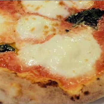 Gusta Pizza - Margherita pizza. - Italian Near Me - Florence, FI