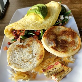 Fat Maddie's Blackhawk - Veggie omelet - New American Near Me - Blackhawk, California Fat Maddie's Blackhawk - Veggie omelet - New American Near Me - Blackhawk, California