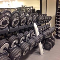 Puls & Träning Tallkrogen - Dumbbells - good selection, and two kilo increments which I like!