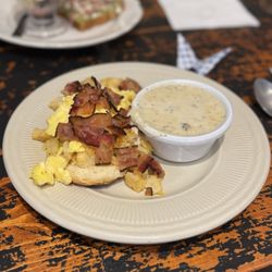 Nola's Pantry - Brekky Pile Up
