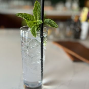 The Emerson - Cocktail Bars Near Me - Reno, Nevada
