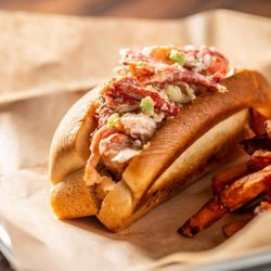That Dam Place - Lobstah Roll